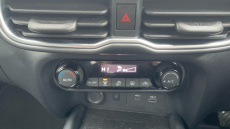 Nissan Juke 1.0 DiG-T N-Connecta 5dr DCT Petrol Hatchback
